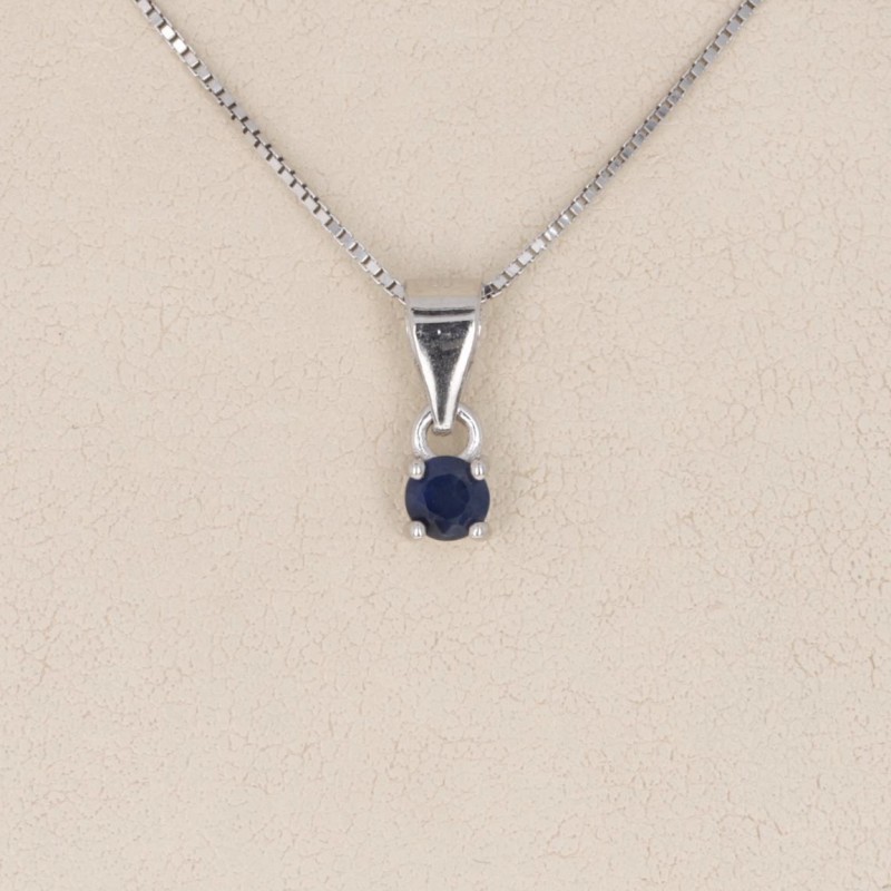 Pendant, Ring and Earrings of Sapphire