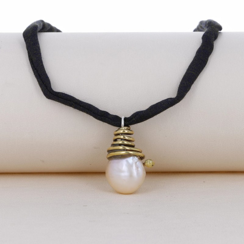 Black Fabric Collier with Baroque Pearl