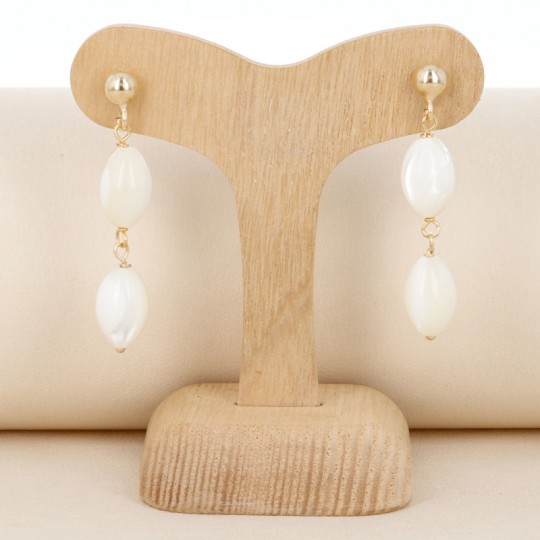 Pendant and Earrings of Mother of Pearl