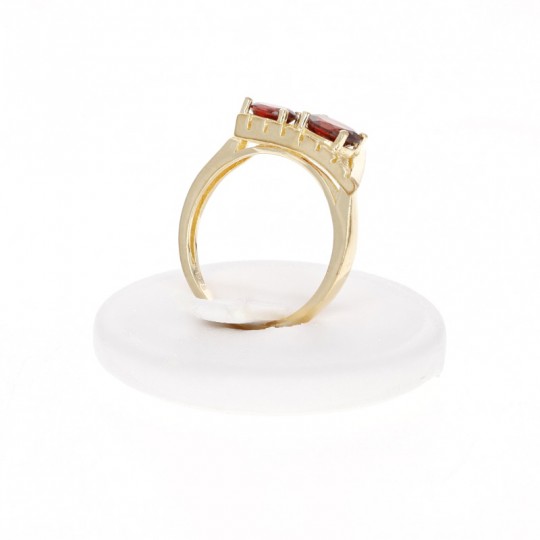 Ring with two stones of Almandin Granate