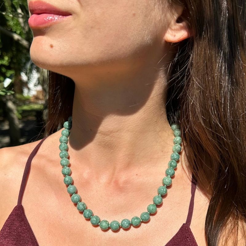 Collana di Giada Verde Intenso Sferica