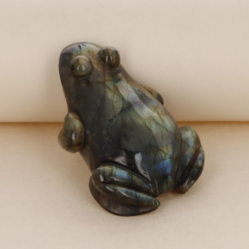 Scultura Rana in Labradorite