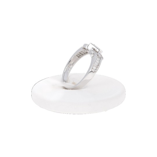 White gold ring with diamonds 0.71 ct.