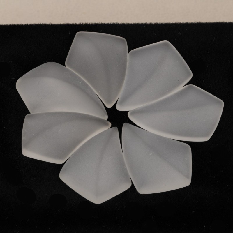 Lot offer 7 Satin rock crystal stones