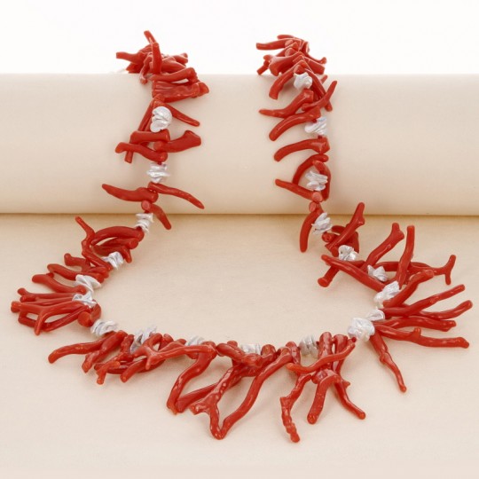 Necklace with Coral and Pearls Keshi