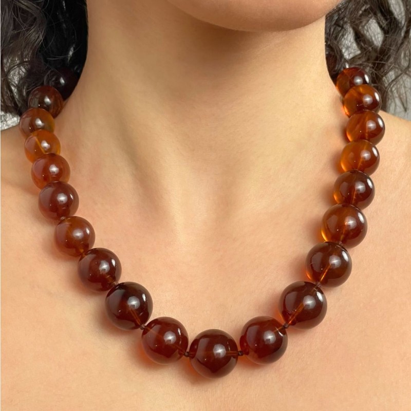 Necklace Ambra Birmana Sferica
