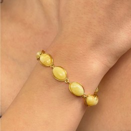 Bracelet with Ambra Reale Cabochon Oval