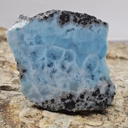 Pietra di Larimar su Matrice