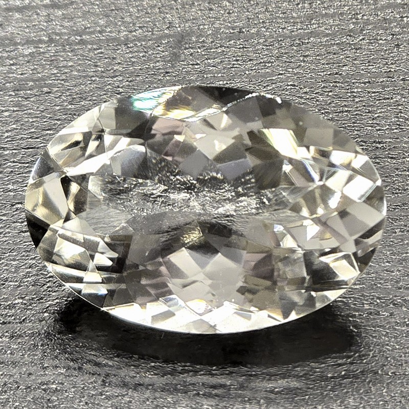 Stone Topaz Colorful Oval Faccettato