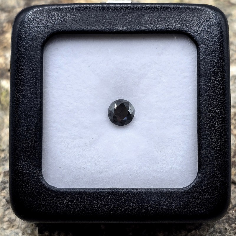 Stone of Moissanite Synthetic Black 1,19 Ct.