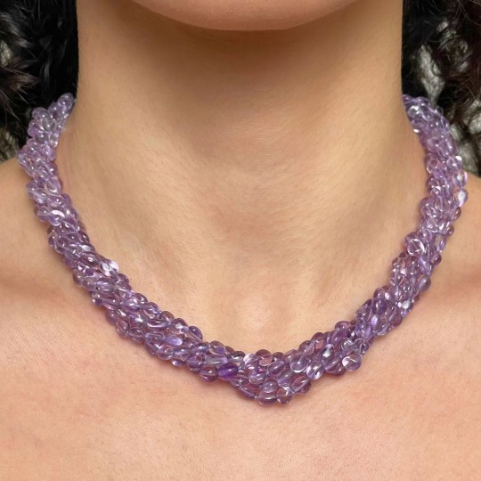 Torchon 5 Amethyst thread in Sassolino