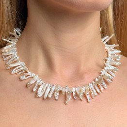 Necklace pearl White dragons