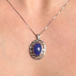 Pendant with Tanzanite Cabochon Oval