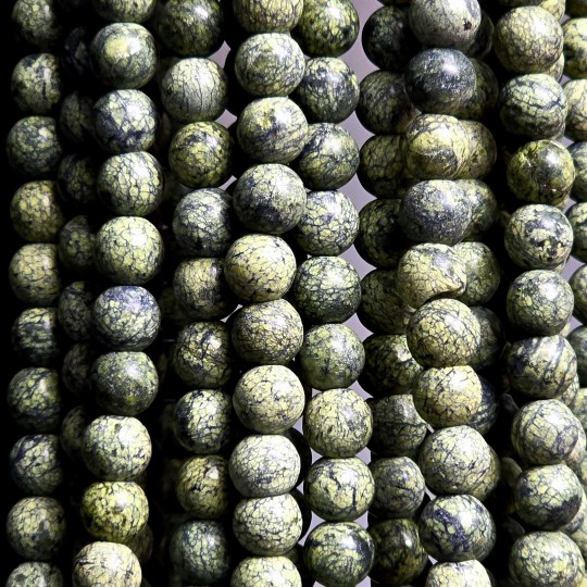 Filo di Serpentino Sferico 8 8/8,5 mm