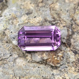 Pietra di Kunzite Ottagonale ct 7,79