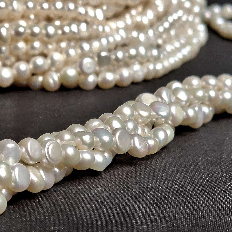 Filo di Perle Bianche Barocche Potatoes ø 6,5/7 mm