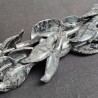 Strand of gray leaf marble