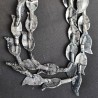 Strand of gray leaf marble