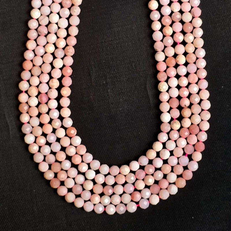 Filo di Opale Rosa Multisfumatura Taglio Sferico Sfaccettato