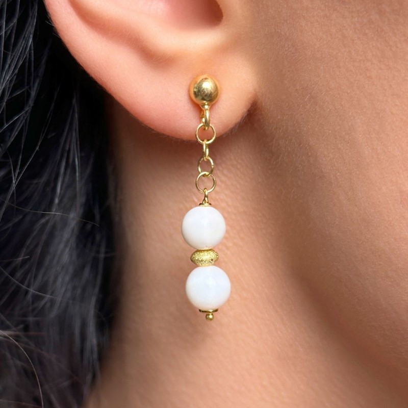 Earrings with rosé white coral