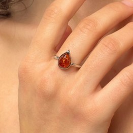 Silver 925‰ Ring with Honey Amber