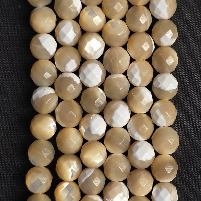 Strand of mottled beige mother pearl Ø 7.5 / 8 mm