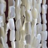Strand of white mother-of-pearl fancy shape Ø 8/10 mm