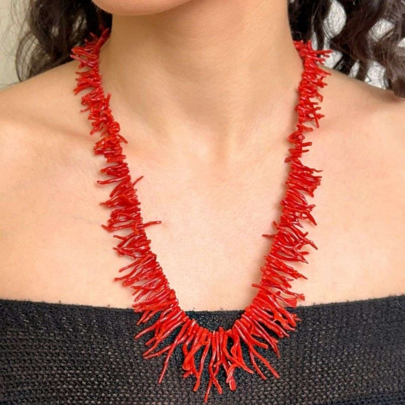 Collana di Corallo Rosso Intenso a Rametti Sottili ø 7/35 mm