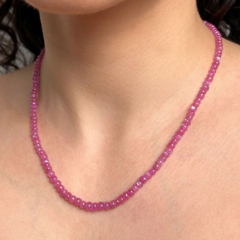 Collana di Rubino con Presenza di Asterismo 80 Ct.