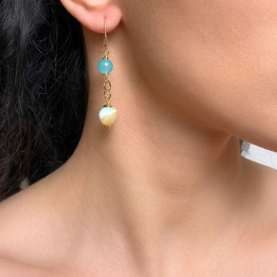 Earrings with Amazon and Shell