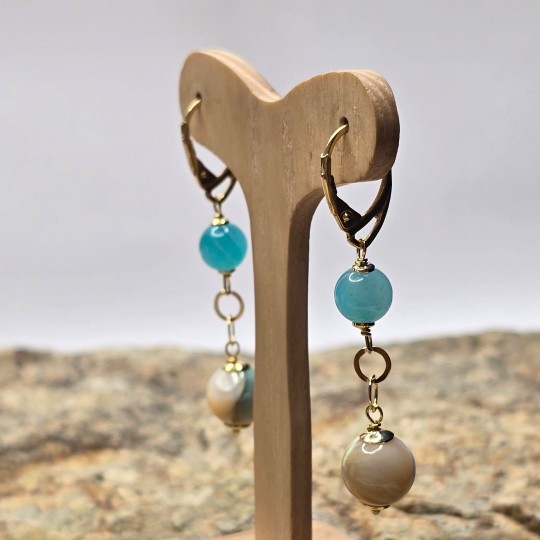 Earrings with Amazon and Shell