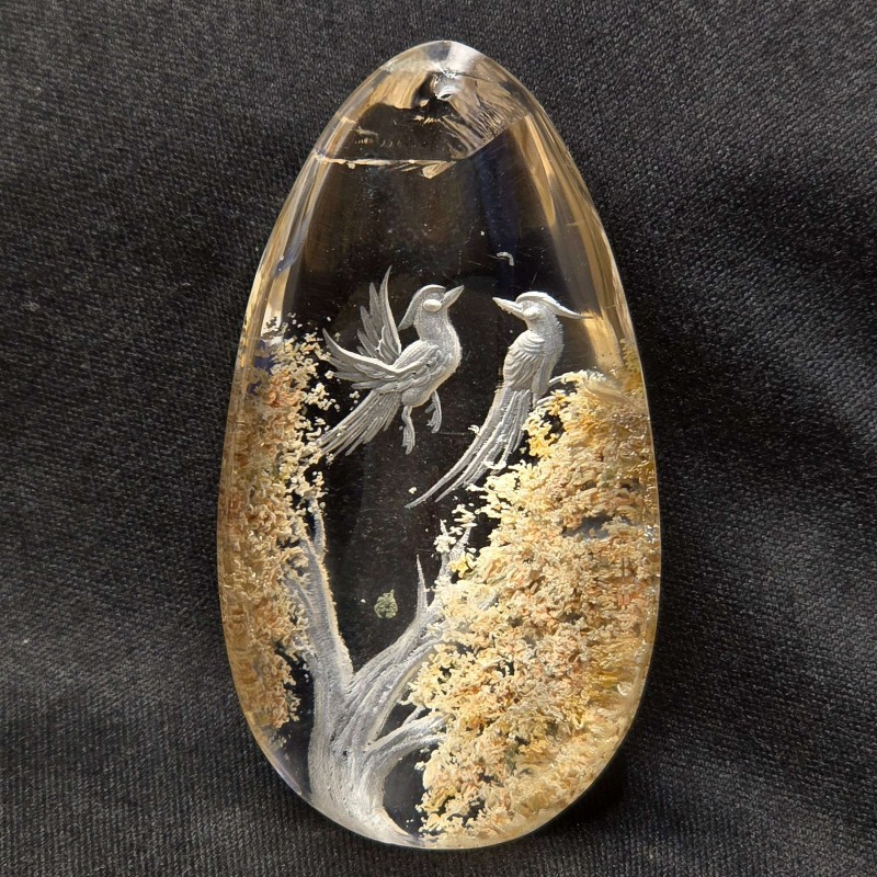 Stone of Quartz with Lodolite Retroincited with 2 Birds Ct. 140,44