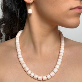 Necklace and Coral Earrings in Barilotto