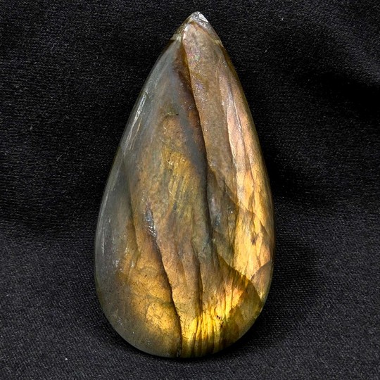 Labradorite Stone in Goccia 68,10 Ct.