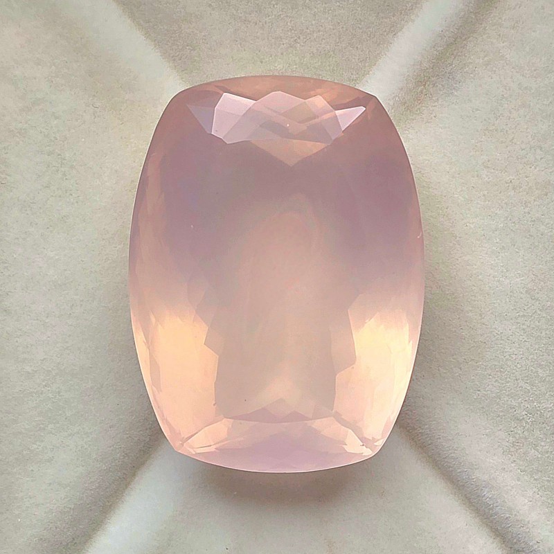 Pietra di Quarzo Rosa Cuscino Rettangolare 175,60 Ct.