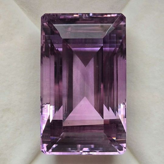 Stone of Amethyst Glicine Octagonale 265,04 Ct.