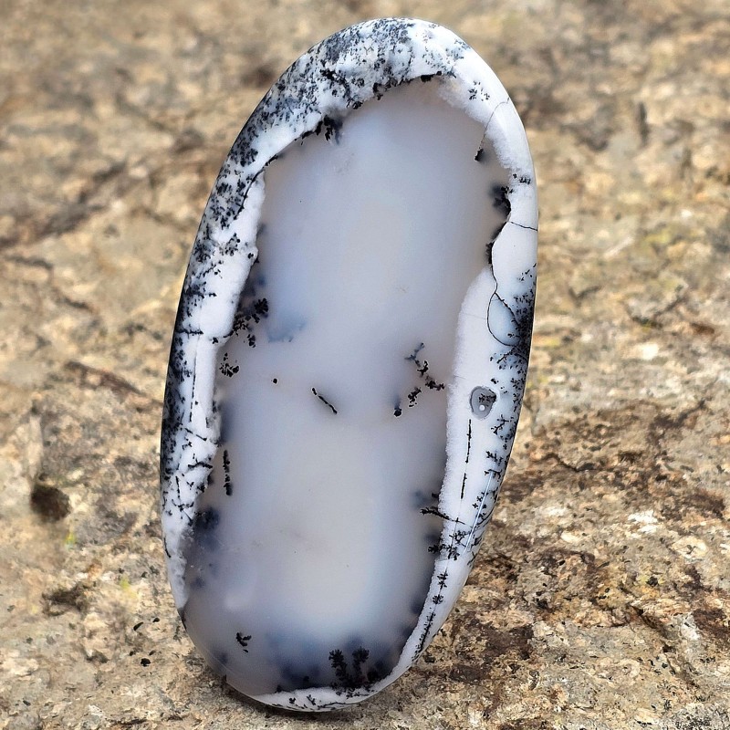 Stone of Agata Dendritica Cabochon Oval 178,18 Ct.