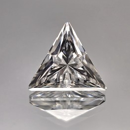 Stone Moissanite Synthetic in Triangle