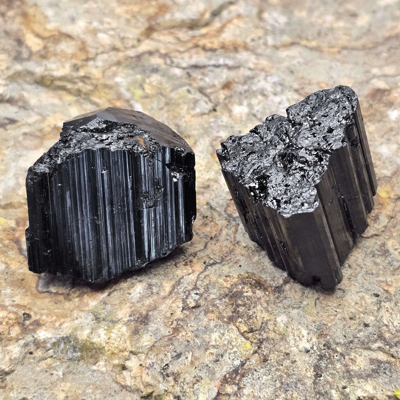 Offer Lot 2 Black Tormalina Grezzi
