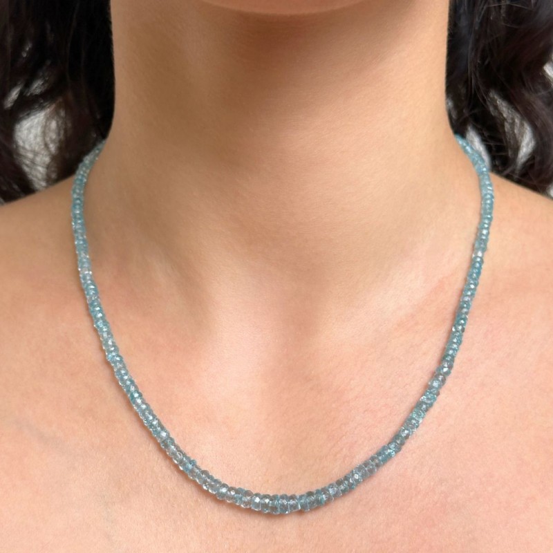 Necklace of Apatite Azzurra 52 Ct.