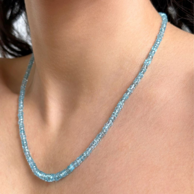 Necklace of Apatite Azzurra 52 Ct.