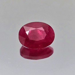 Pietra Rubino Taglio Ovale 1,792 ct.