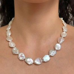 Necklace Pearl Keshi slightly GraduatedØ 11/13 mm