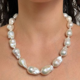 Baroque Pearl Necklace (Fiammate)