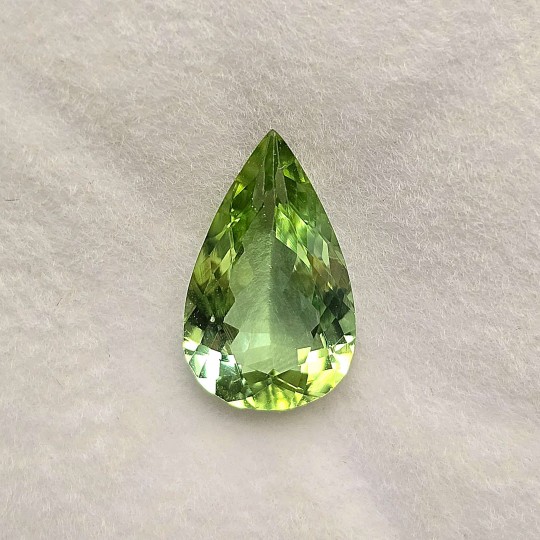 Green Tormalina Stone in Goccia 2,89 Ct.