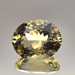 Stone of Scapolite Oval 3,78 Ct.