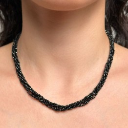 Torchon to 6 Black Spinel Wire