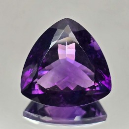 Stone of Amethyst Trilliant 39,93 Ct.