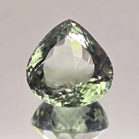 Pietra di Prasiolite a Goccia Bombata 22,93 Ct.
