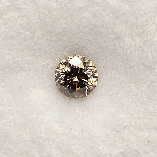 Pietra di Diamante Fancy Leggermente Giallo Taglio Brillante